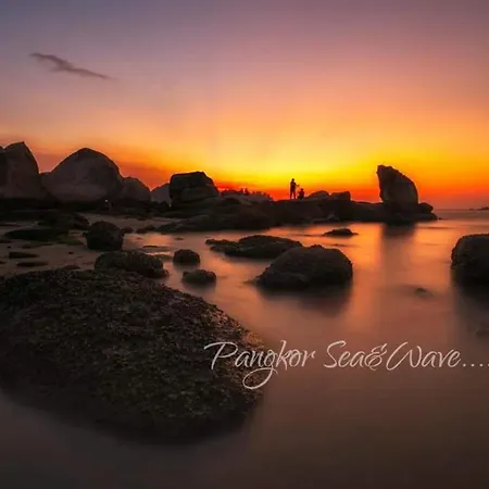 Sea & Wave #1 Coral Bay Apartment Pekan Pangkor Exterior photo